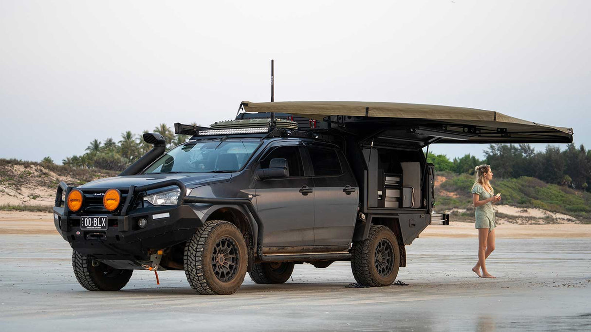 270-XT-MAX-Awning-1
