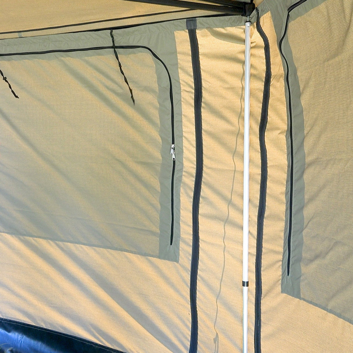 Wall Kit 270 XT MAX Awning - The Bush Company