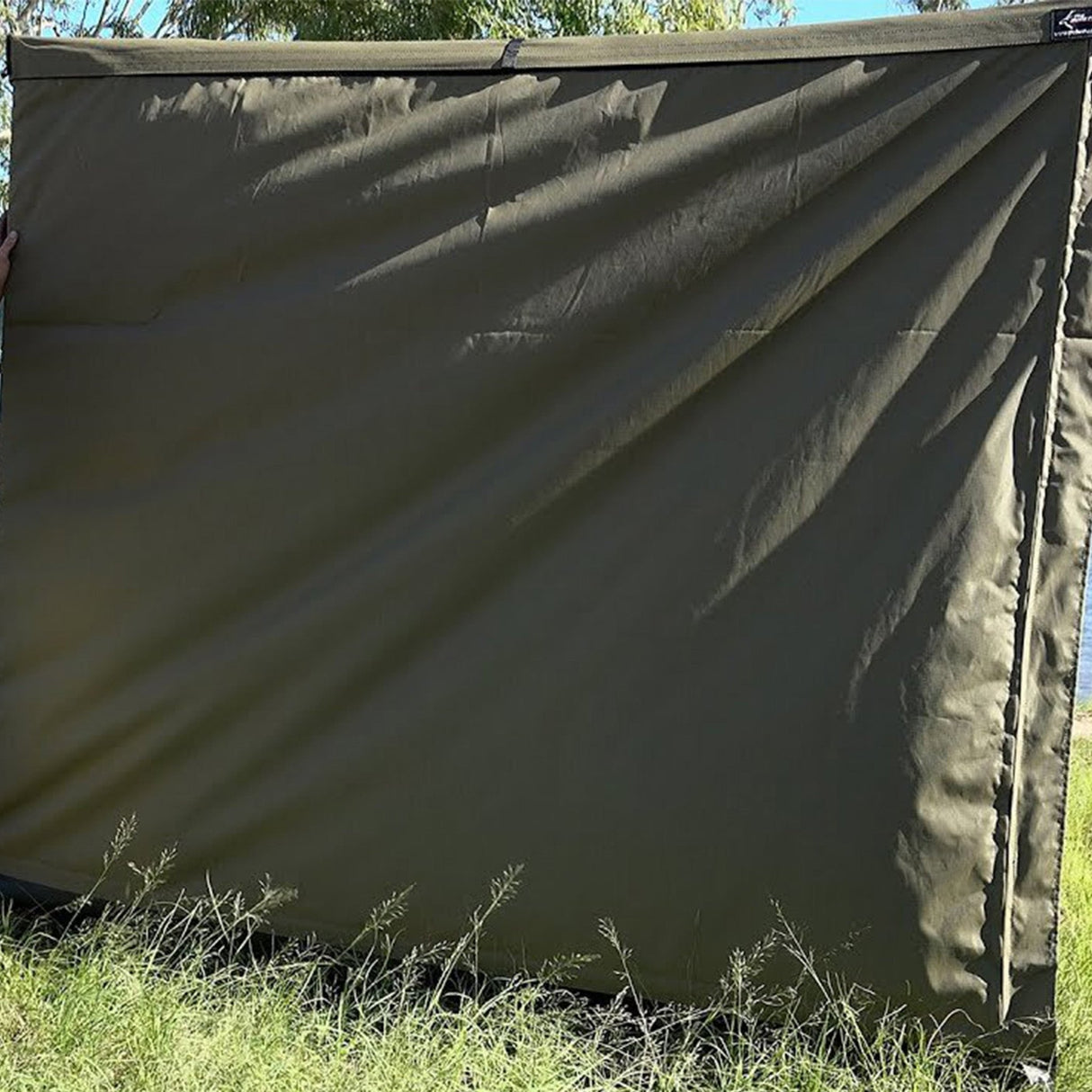 Universal Single Canvas Wall Kit - The Bush Company