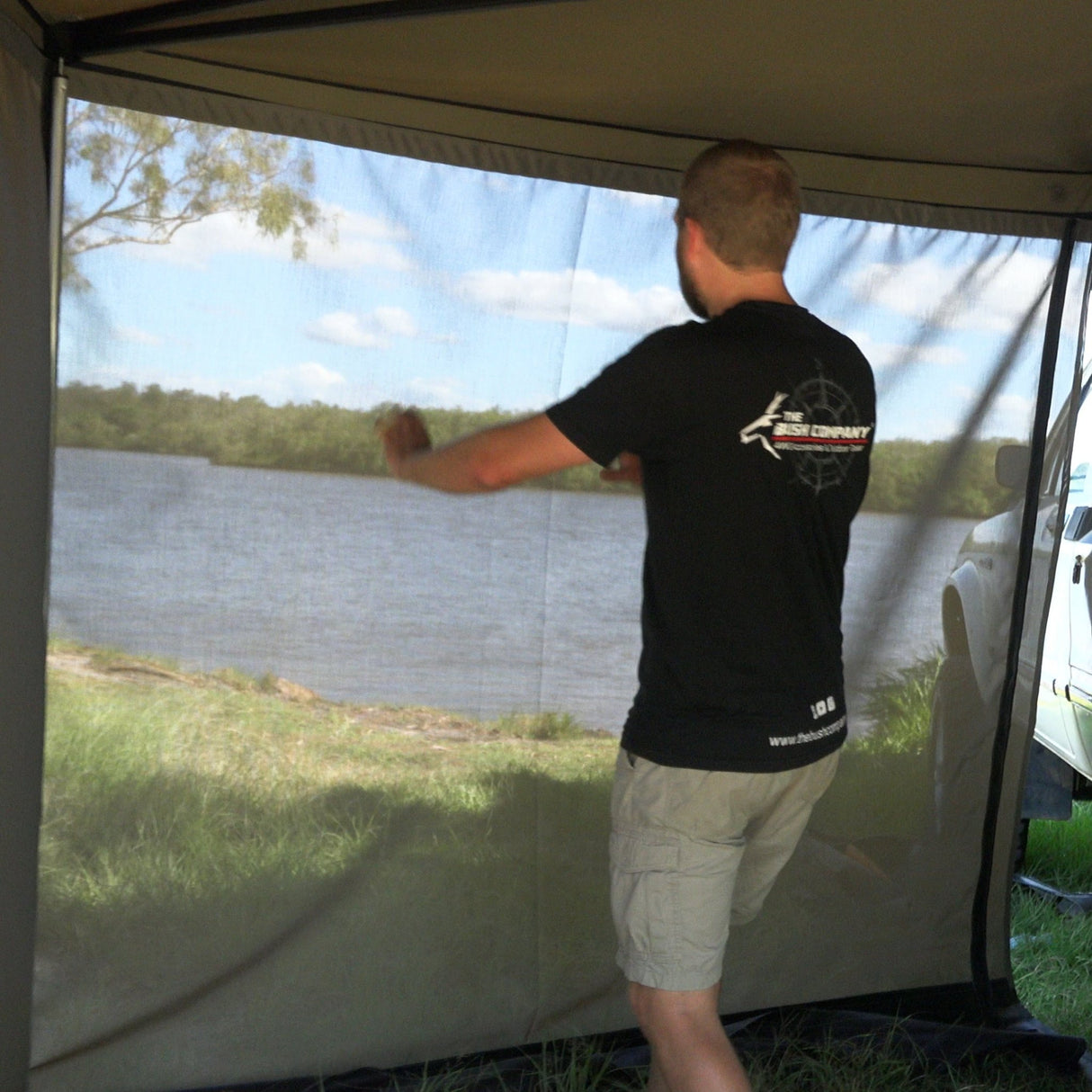 Universal Single Mesh Wall Kit - The Bush Company