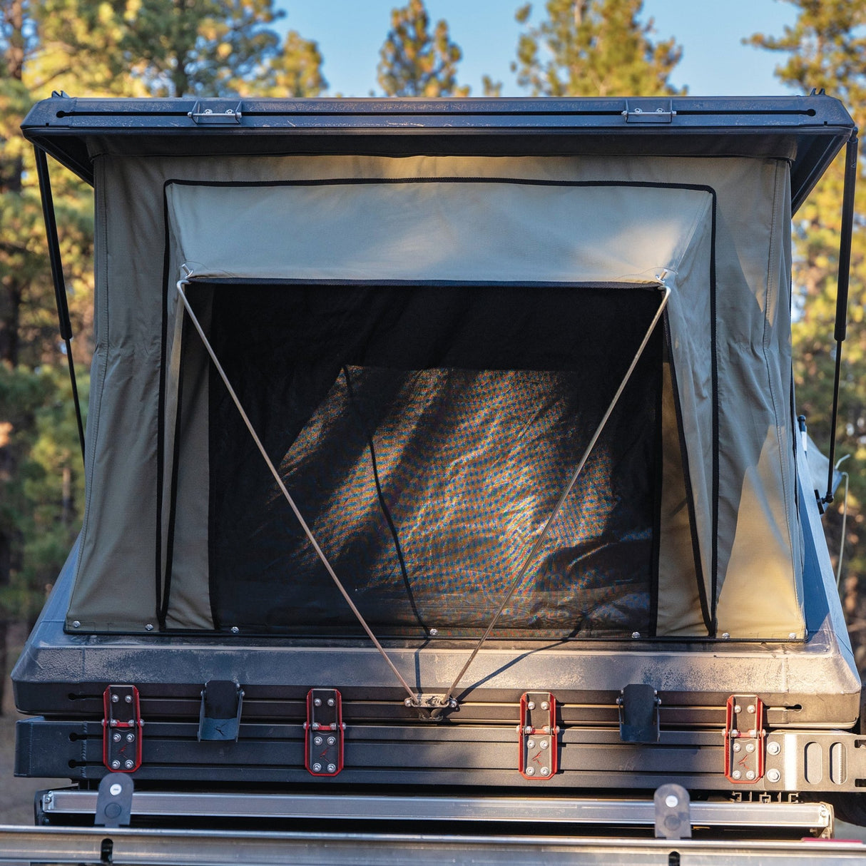 TX27 MAX Hardshell Rooftop Tent - The Bush Company
