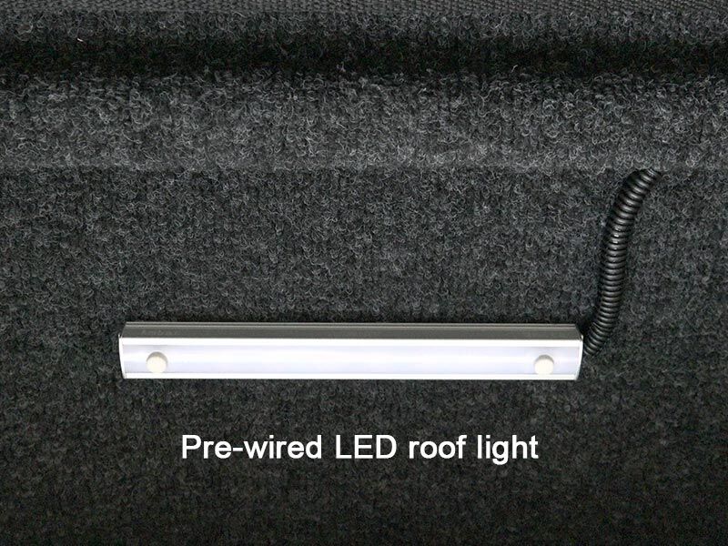 DX27 Roof Light text