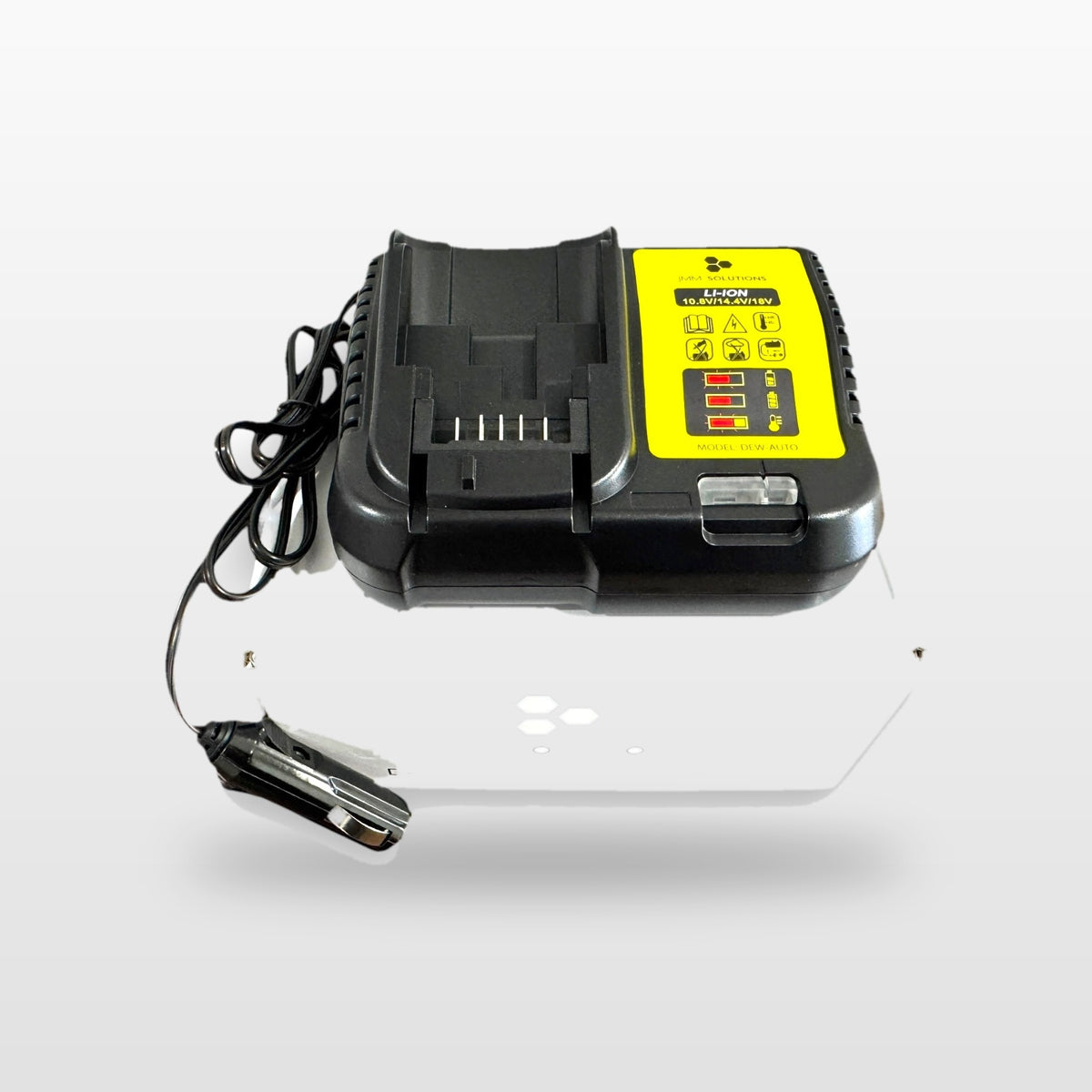DeWalt-compatible Balanced Auto Charger: charger standing on its box