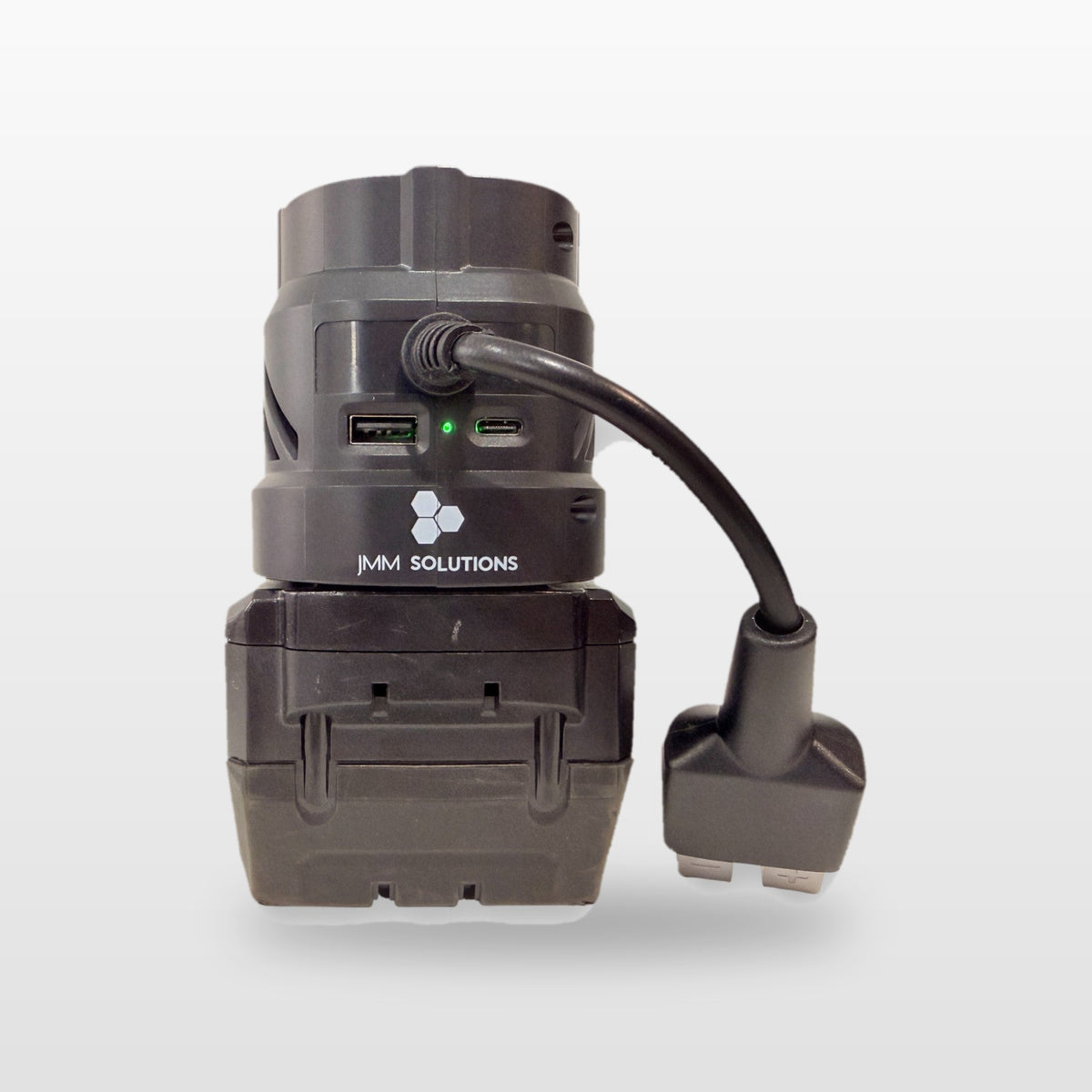Milwaukee-compatible Volt Step Down PRO: side view with USB ports and Anderson lead