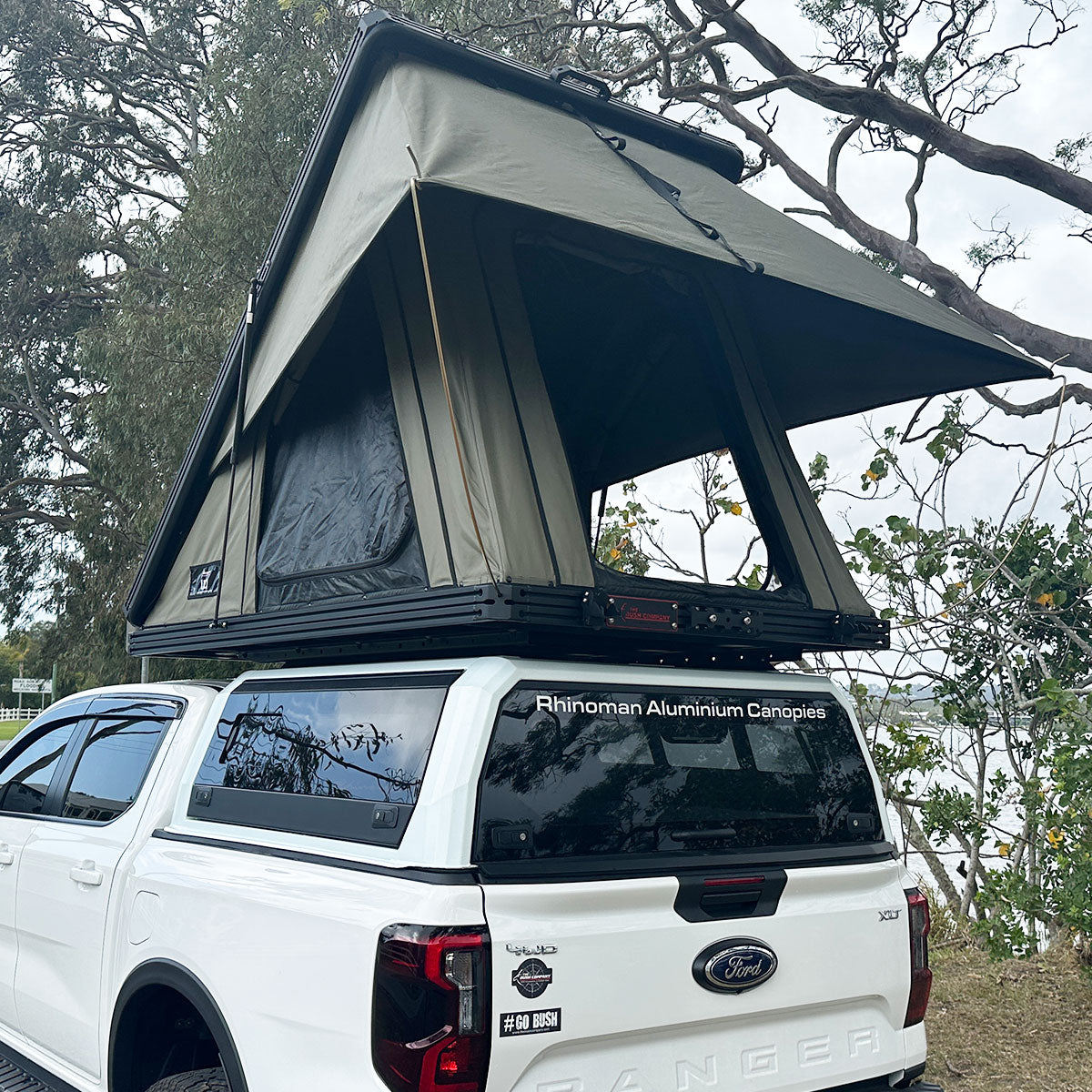 LX27 Clamshell Rooftop Tent